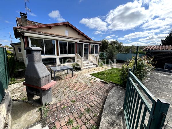 A VENDRE LAROQUE D OLMES VILLA T5 AVEC PISCINE