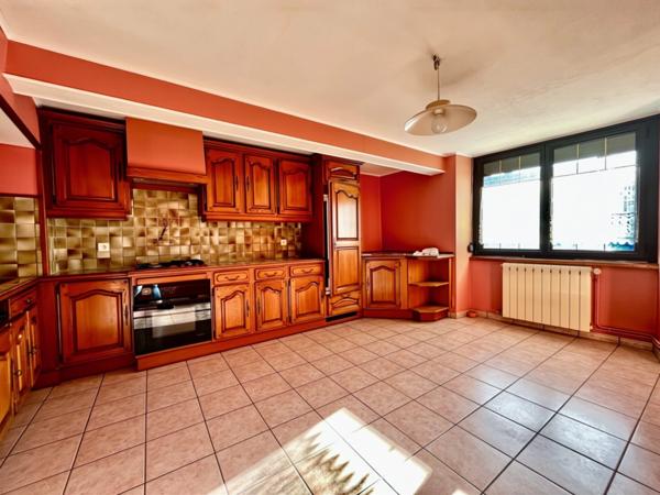 MAISON DE BOURG À VENDRE – SAINTE-COLOMBE-SUR-GAND 4 CHAMBRES 120M2 HABITABLE