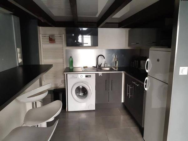Appartement 4 pièces                                        - 69002 Lyon 2e  Arrondissement Réf : 5035