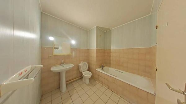 Appartement 2 pièces                                        - 42000 Saint-Étienne Réf : 12369