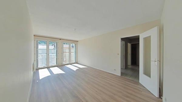 Appartement 2 pièces                                        - 42000 Saint-Étienne Réf : 12369
