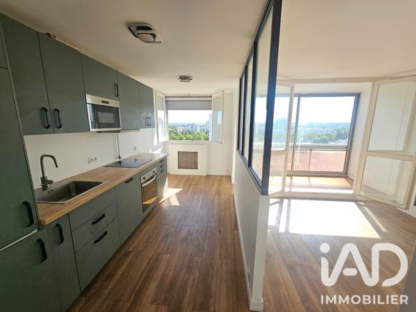 Location appartement 3 pièces 55,31 m² Créteil