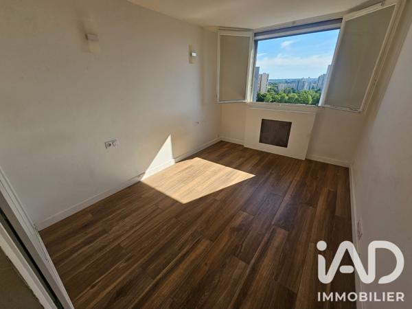 Location appartement 3 pièces 55,31 m² Créteil