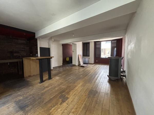 CHATILLON SUR SEINE (21) maison R + 1 au centre ville , 90M² avec terrain de 200m² -atelier -caves Châtillon-sur-Seine (21400)