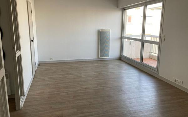 Appartement à louer    1 pièce • 42,78 m2 La Rochelle