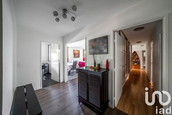 Appartement 5 pièces de 112 m² à Sèvres (92310)