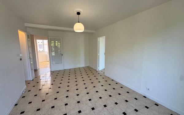 Appartement à vendre    4 pièces • 65,34 m2 Bobigny