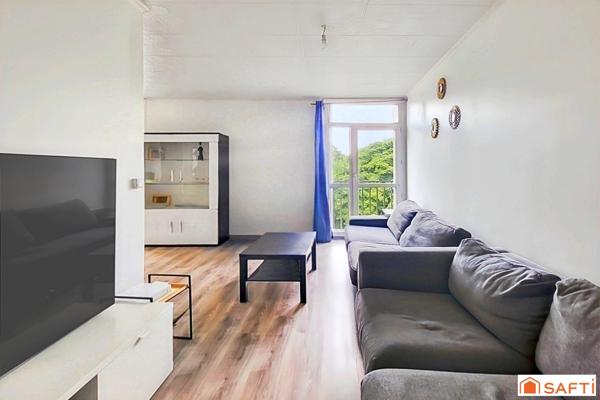 Appartement spacieux vendu loué – Revenus immédiats