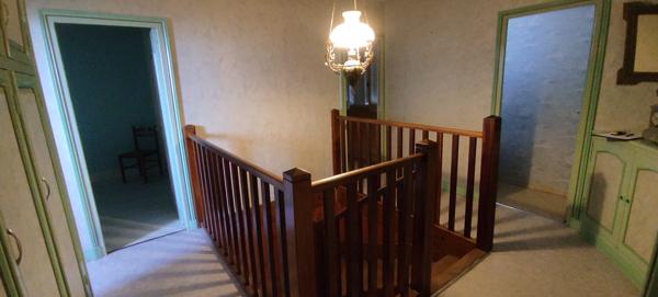 À vendre - Maison individuelle, 6 pièces située à Tours (37100)