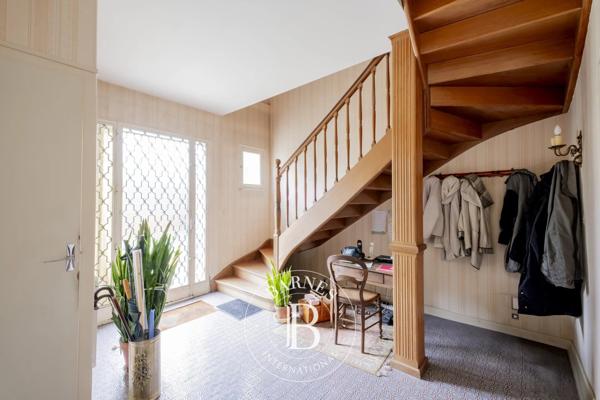 Bordeaux, Maison 4 Chambres -  254 m² à vendre
