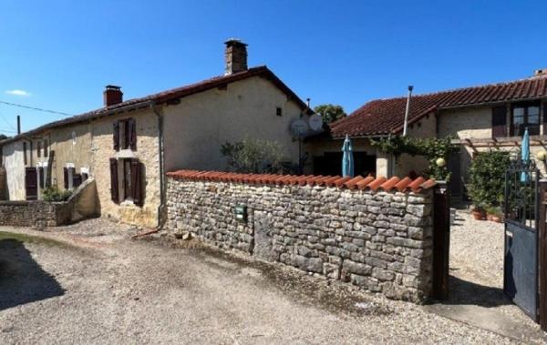 Vente Maison Nanteuil-en-vallee   