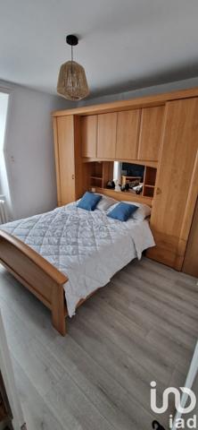 Appartement 3 pièces de 45 m² à Mont-Dore (63240)