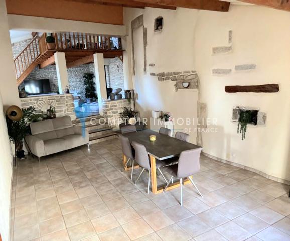 Maison de village
                                                                                                                                                                                                                                                                                                                        5 pièce(s)                                                                                                                                                                                                          4 chambre(s)                                                                                                                                                                                                          138.69  m²
