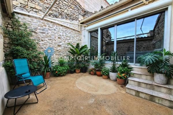 Maison de village
                                                                                                                                                                                                                                                                                                                        5 pièce(s)                                                                                                                                                                                                          4 chambre(s)                                                                                                                                                                                                          138.69  m²