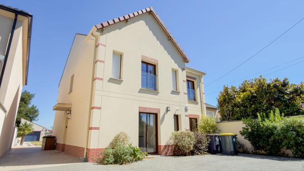 Maison Brunoy 7 pièce(s) 181 m2