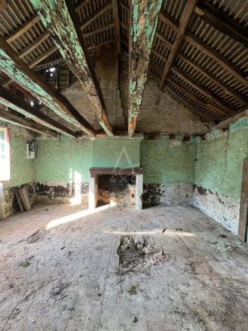 Ensemble immobilier de 2 maisons de villages à rénover