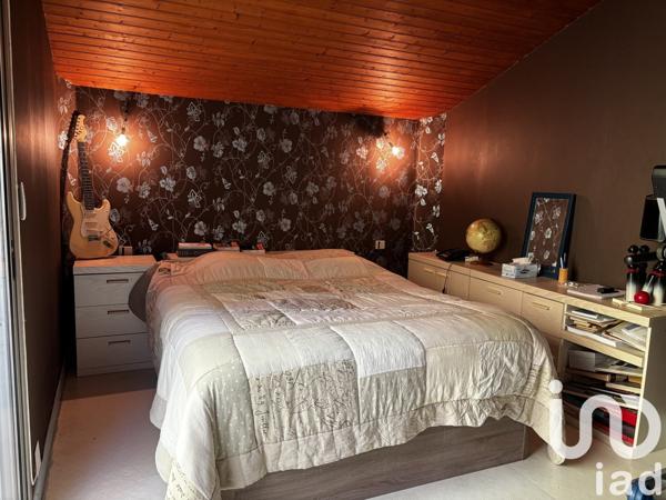 Maison 6 pièces de 155 m² à Saint-Céré (46400)