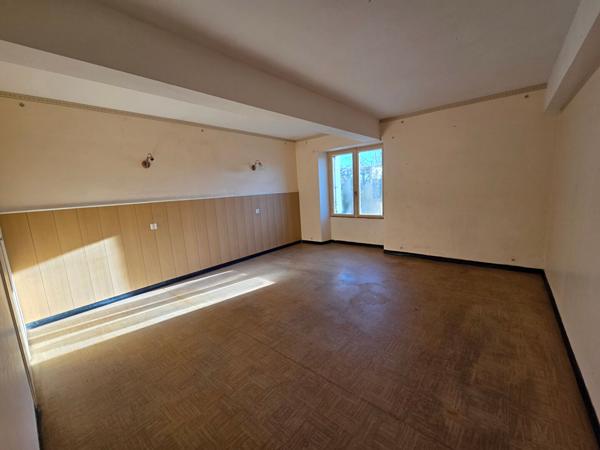 Ferme Le Poire Sur Vie 9 pièce(s) - MAISON FAMILIALE -