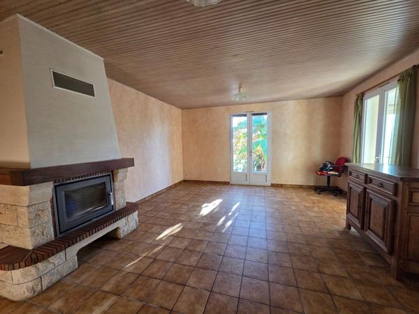 Ferme Le Poire Sur Vie 9 pièce(s) - MAISON FAMILIALE -