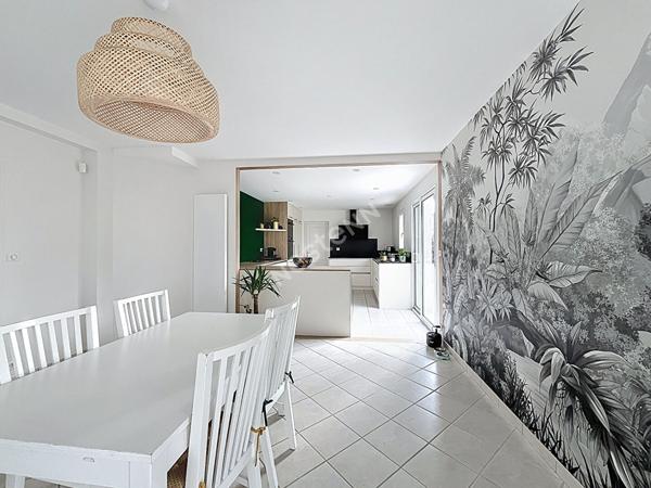 Maison à vendre 6 pièces - Montaigu Vendée