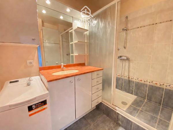 Appartement
                                                                                                                                                                                                                                                                                                                        3 pièce(s)                                                                                                                                                                                                          2 chambre(s)                                                                                                                                                                                                          67  m²