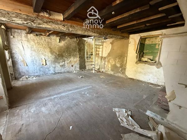 Maison
                                                                                                                                                                                                                                                                                                                        3 pièce(s)                                                                                                                                                                                                          2 chambre(s)                                                                                                                                                                                                          88  m²