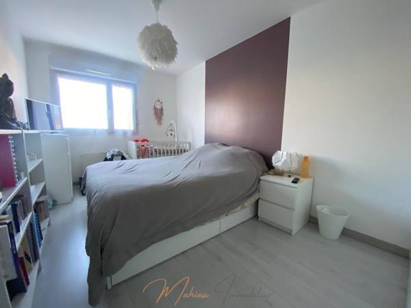 Appartement 3 pièces 76.8m² à vendre à Moëns 01280