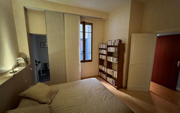 Maison à vendre    6 pièces • 235 m2 Avignon