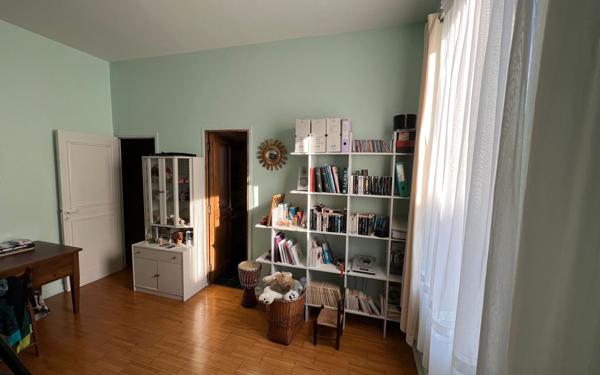 Maison à vendre    6 pièces • 235 m2 Avignon