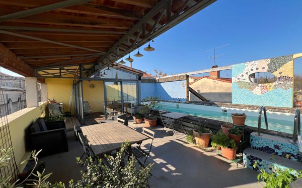 Maison à vendre    6 pièces • 235 m2 Avignon
