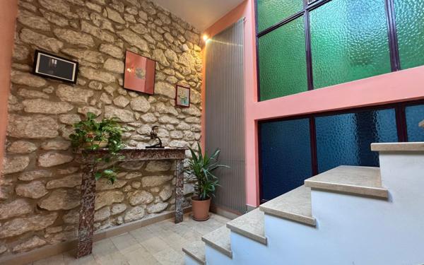 Maison à vendre    6 pièces • 235 m2 Avignon