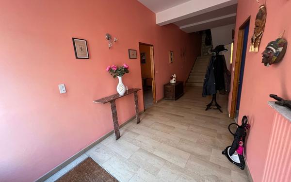 Maison à vendre    6 pièces • 235 m2 Avignon