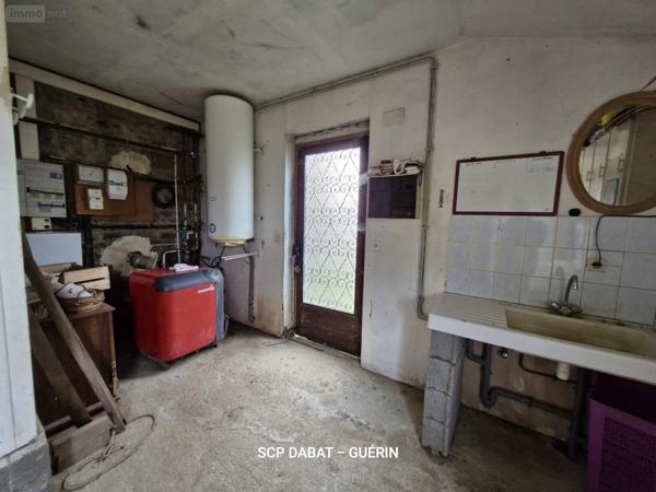 Propriete à vendre à Domfront-en-Poiraie dans l'Orne (61700), ref : 8351