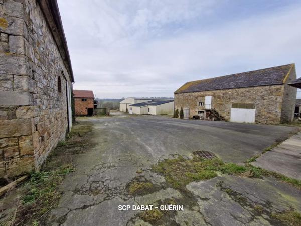 Propriete à vendre à Domfront-en-Poiraie dans l'Orne (61700), ref : 8351