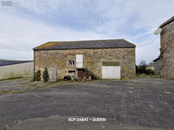 Propriete à vendre à Domfront-en-Poiraie dans l'Orne (61700), ref : 8351