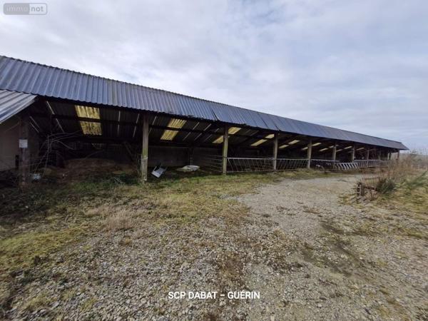 Propriete à vendre à Domfront-en-Poiraie dans l'Orne (61700), ref : 8351