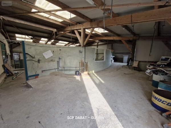 Propriete à vendre à Domfront-en-Poiraie dans l'Orne (61700), ref : 8351