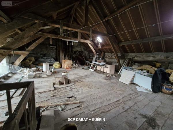 Propriete à vendre à Domfront-en-Poiraie dans l'Orne (61700), ref : 8351