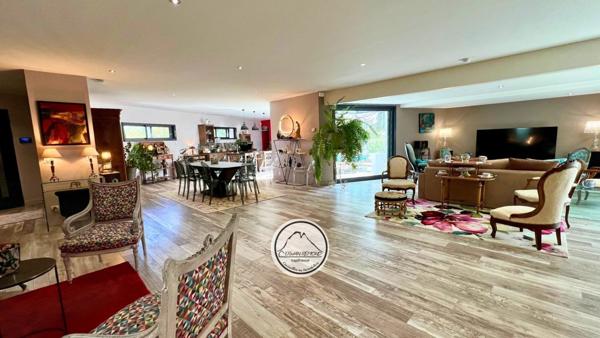 ✨ Vivre le luxe au quotidien, avec vue sur les Pyrénées ✨ Maison à vendre 6 pièces GAN (64)