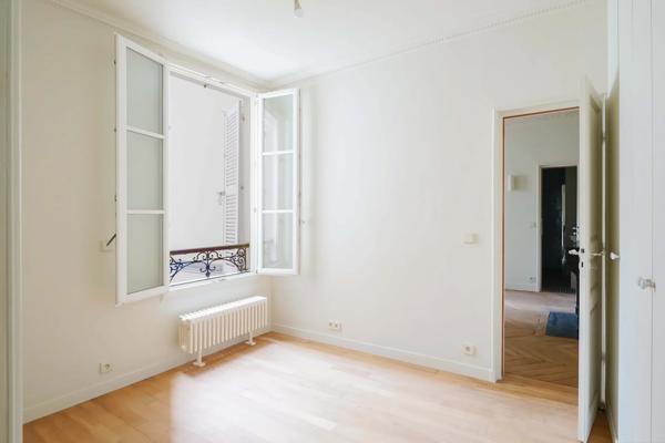 Appartement Paris 9 e - CLICHY / BALLU