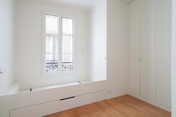 Appartement Paris 9 e - CLICHY / BALLU