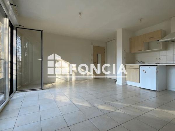 Location Studio 26.2 m² - 13 RUE FRANCK ANCELIN La Rochelle 17000