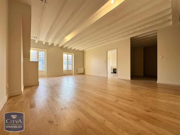 Appartement à louer 3 pièces 91.9m²