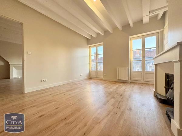 Appartement à louer 3 pièces 91.9m²