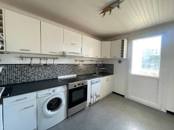 LE PONT-DE-CLAIX - APPARTEMENT T3