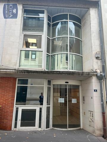 Fonds de commerce à vendre 390m²