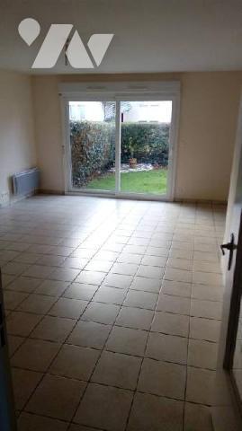 LAILLE - rue de la Cale de Chancors, MAISON T5 (103,38m2) (de 2003) : RDC entrée placard, séjou...