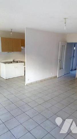 LAILLE - rue de la Cale de Chancors, MAISON T5 (103,38m2) (de 2003) : RDC entrée placard, séjou...