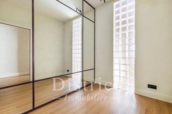 # Appartement – 27m² – Paris 8ème
