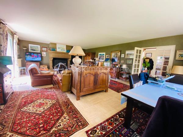 Maison ancienne de 246 m²